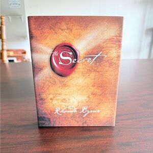 The Secret - Manifestation & Law of Attraction Book